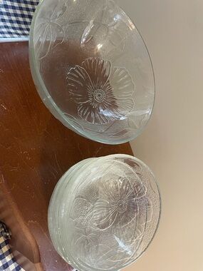 5 KIG Indonesia Clear Textured Glass Hibiscus Blossom Cereal/Salad Bowl